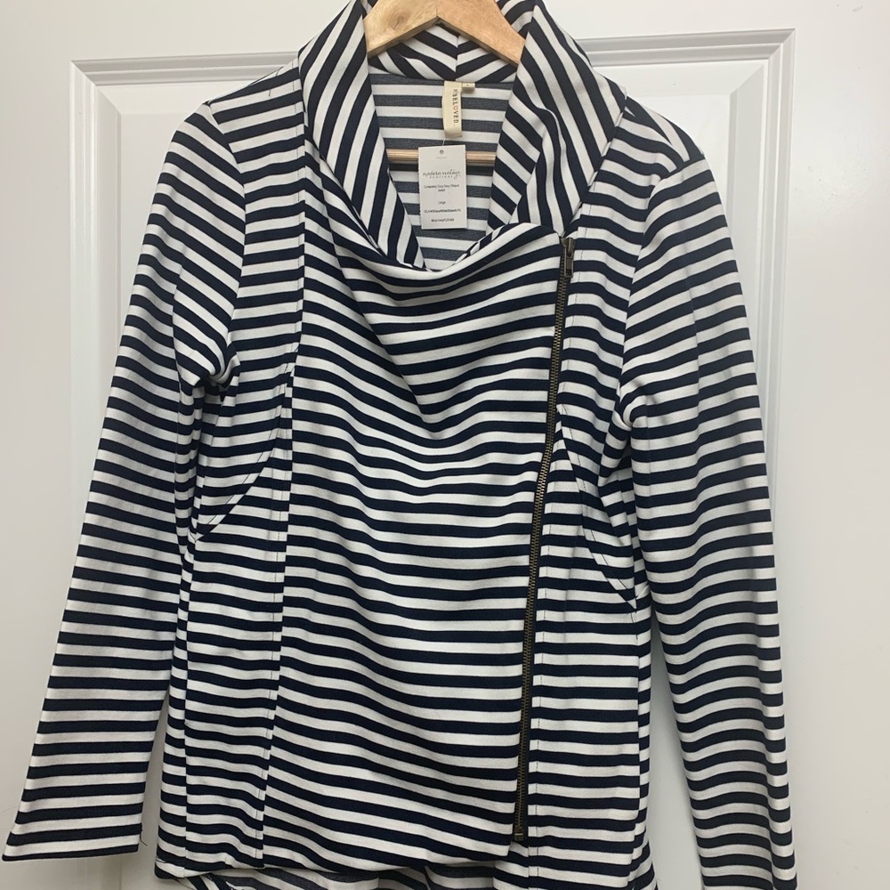 Modern vintage Boutique top